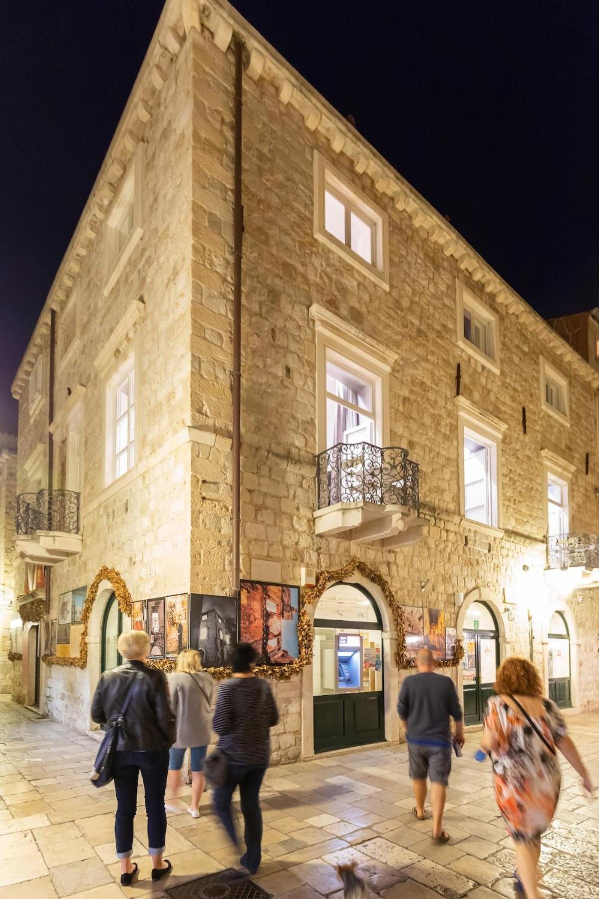 Palace Old Town - 